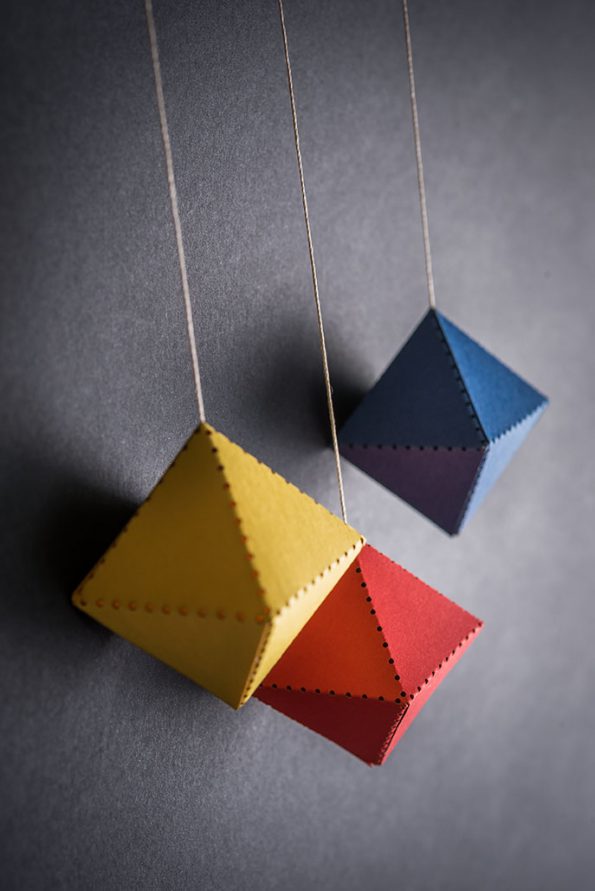 montessori závěsná dekorace (mobil) - Trio 3D (Octahedron)